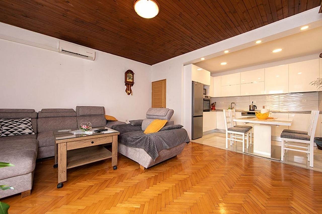 Apartment Tucepi 6695A Ngoại thất bức ảnh